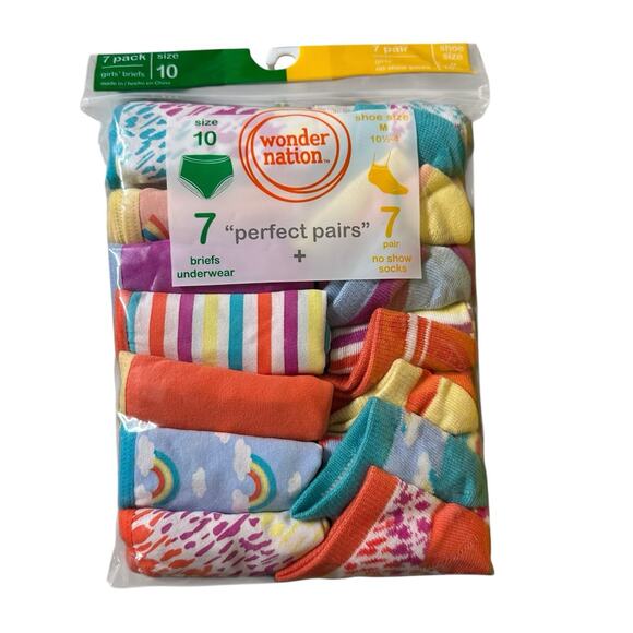 Wonder Nation Girls 7 Perfect Pairs 7 Briefs size 10 and 7 Socks M 10.5 - 4 New - Picture 1 of 9